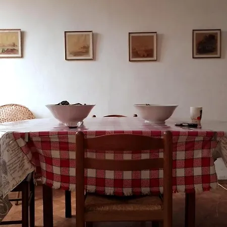 Spacious Artist's On Canal In Center - 100 Square Meters البندقية
